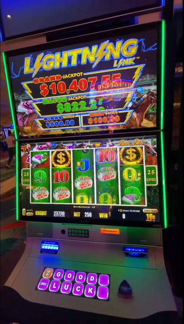 Lucky visitor wins $380,000 slot jackpot